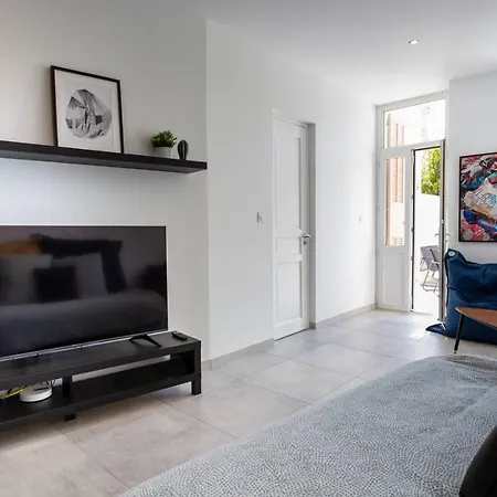 Maxbnb - Climatise - Grand Studio 37M2 & Terrasse 30M2 - Est Toulon Exterior foto